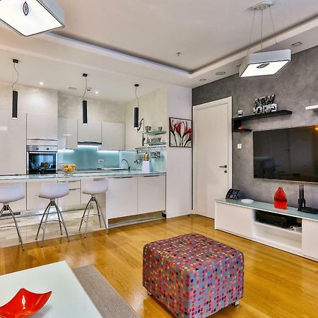Delux And Urban Apartments Hotel Tre Canne บุดวา ภายนอก รูปภาพ