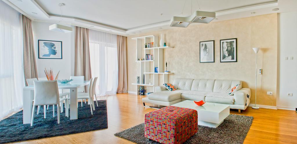 Delux And Urban Apartments Hotel Tre Canne บุดวา ภายนอก รูปภาพ
