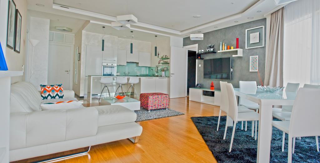 Delux And Urban Apartments Hotel Tre Canne บุดวา ภายนอก รูปภาพ